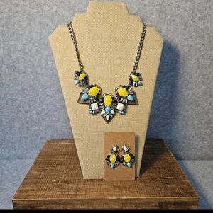 Chloe + Isabel Jewelry Statememt Necklace And Earrings Set